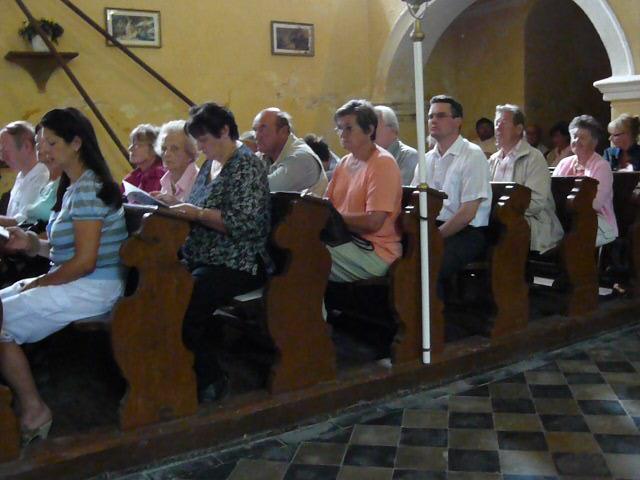 quinau0811.jpg (43078 Byte)
