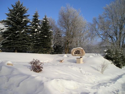 gedenkstaette_im_winter.jpg (45282 Byte)